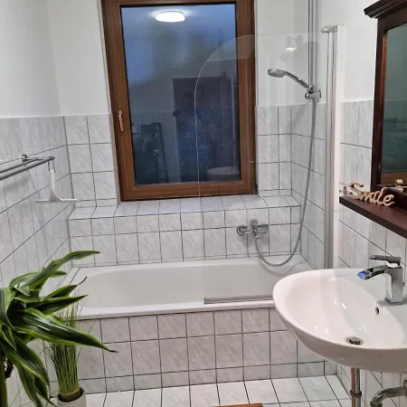 Weserufer, 92qm for 8, stylish, Parkplatz, Netflix Hamelin Exterior foto