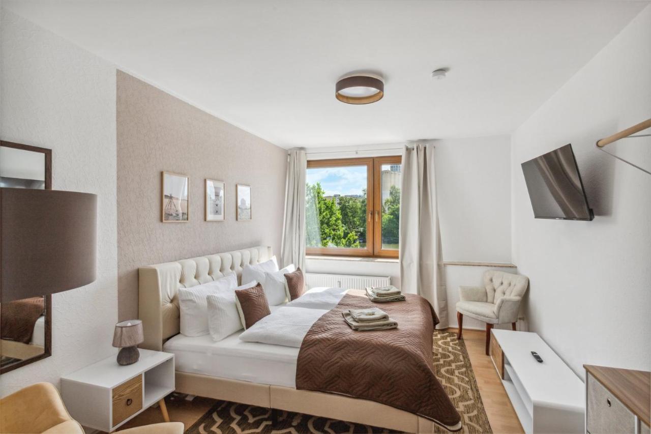 Charysma - Weserufer, Stylish, Schlafzimmer Mit Smart-tv, 2 Parkplaetze Apartment Hamelin